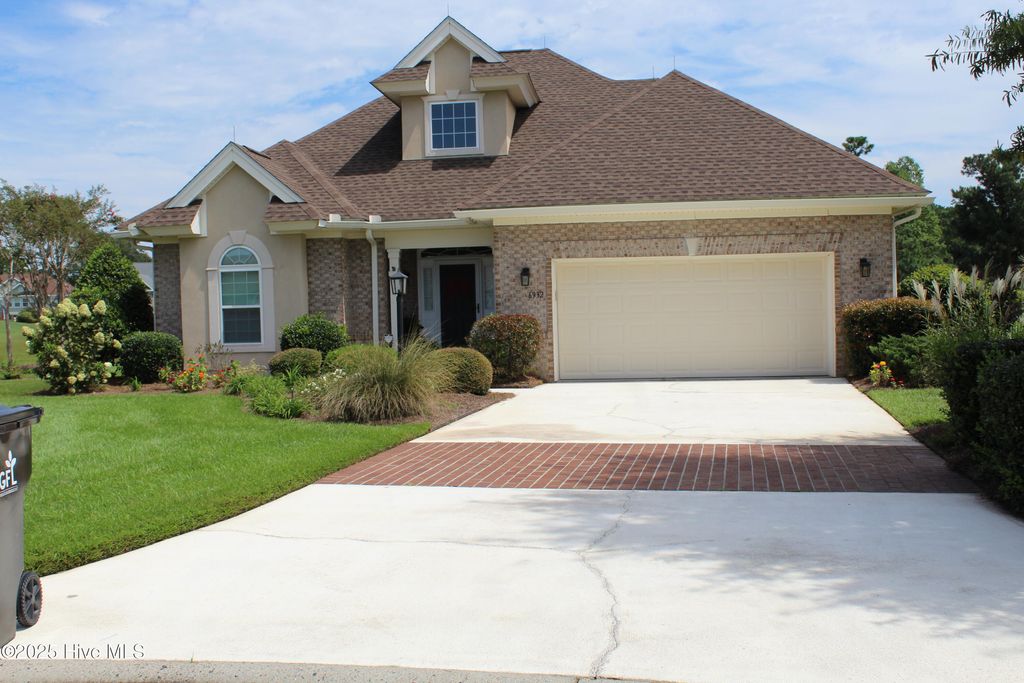 Photo of 6932 Rosebury Court SW, Ocean Isle Beach, NC 28469 (MLS # 100529015)