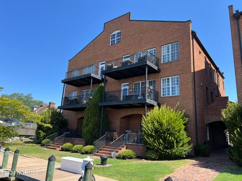 Condominium in Washington NC 425 Main Street.jpg