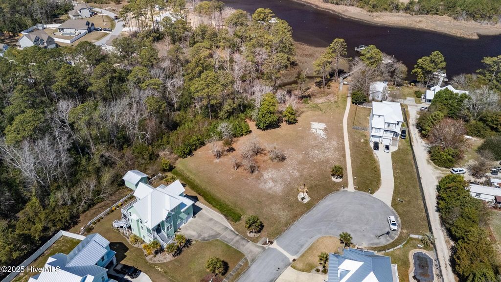 Photo of 111 Key West Lane, Newport, NC 28570 (MLS # 100497606)