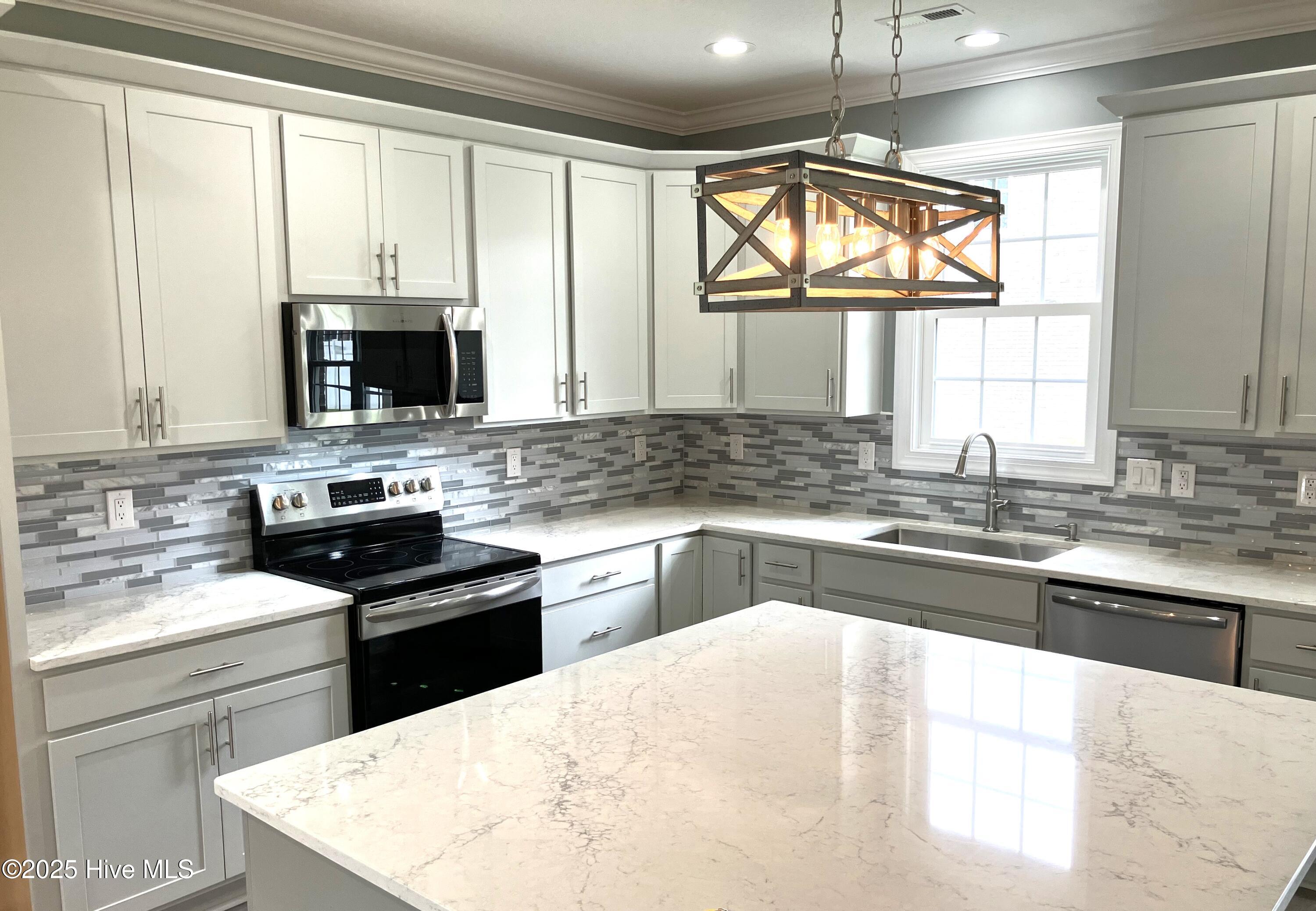 401 King Richard Court