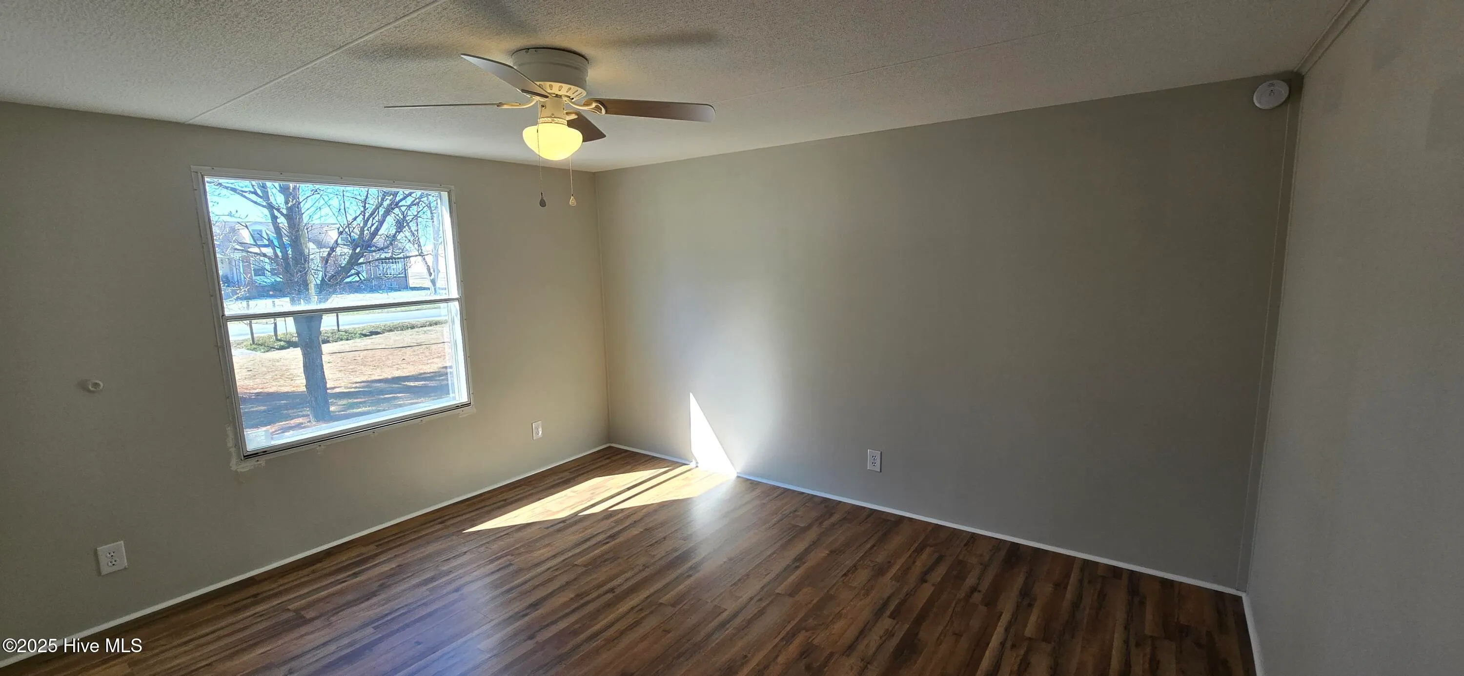 Greenville, North Carolina 27834, United States, 3 Bedrooms Bedrooms, ,2 BathroomsBathrooms,Residential,Pending,77742