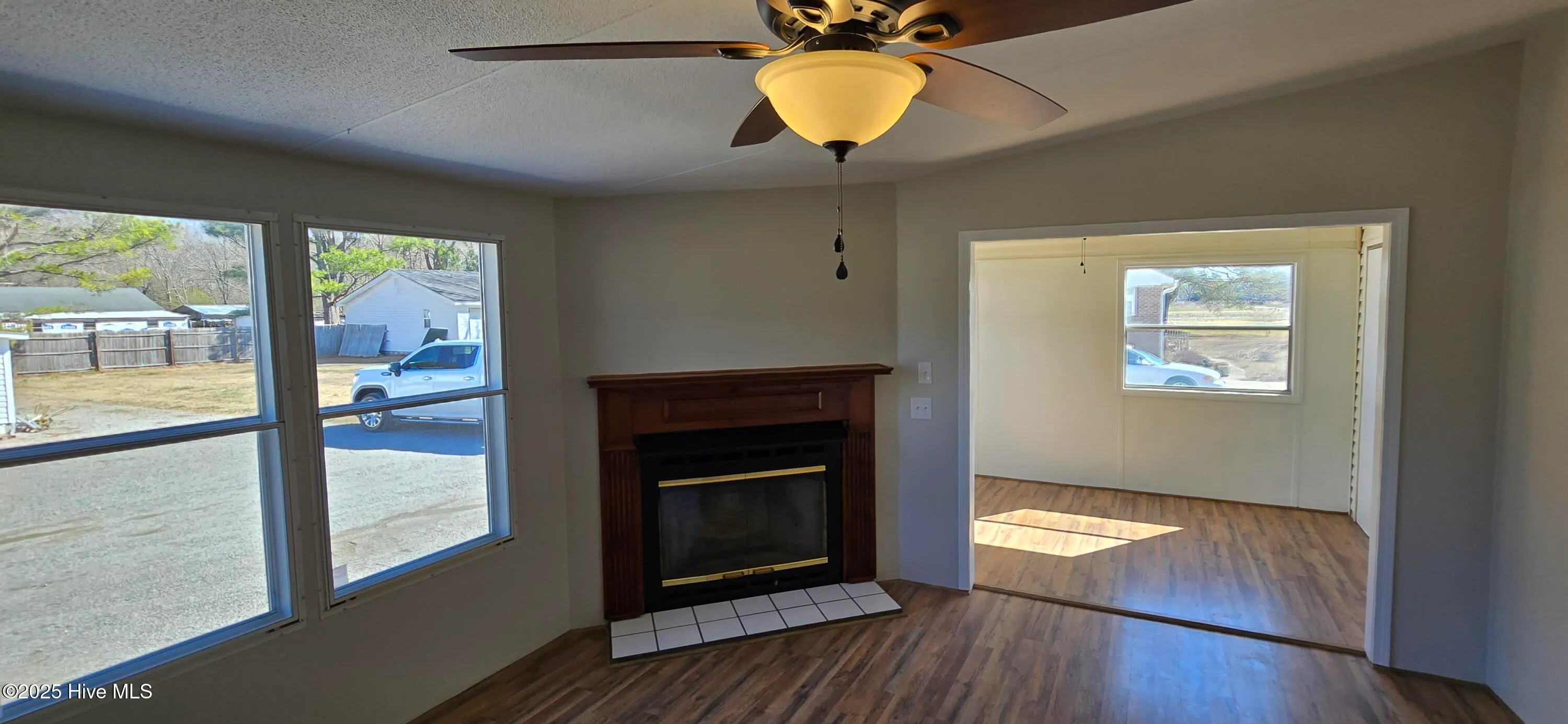 Greenville, North Carolina 27834, United States, 3 Bedrooms Bedrooms, ,2 BathroomsBathrooms,Residential,Pending,77742