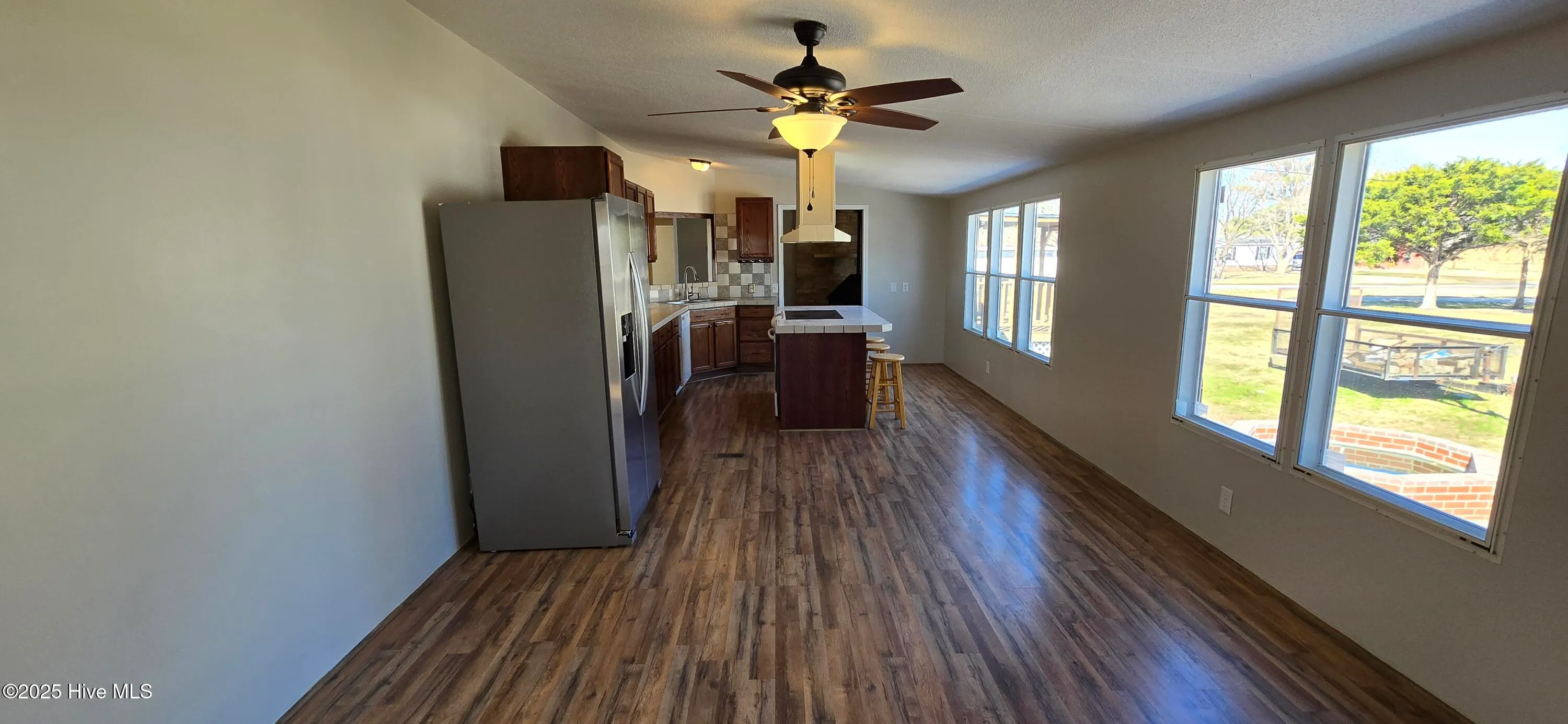Greenville, North Carolina 27834, United States, 3 Bedrooms Bedrooms, ,2 BathroomsBathrooms,Residential,Pending,77742
