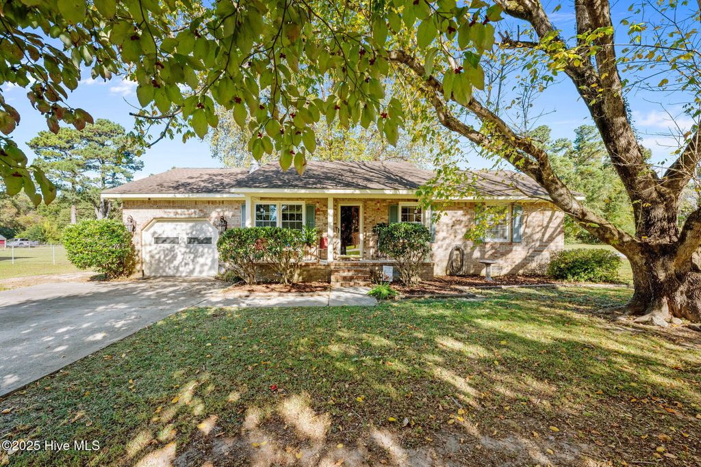 Photo of 600 W Grantham Road, New Bern, NC 28562 (MLS # 100538916)