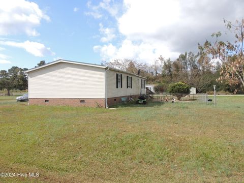 A home in Burgaw