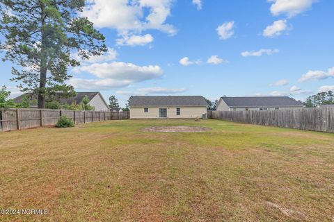 Single Family Residence in Richlands NC 191 Ashbury Park Lane 33.jpg