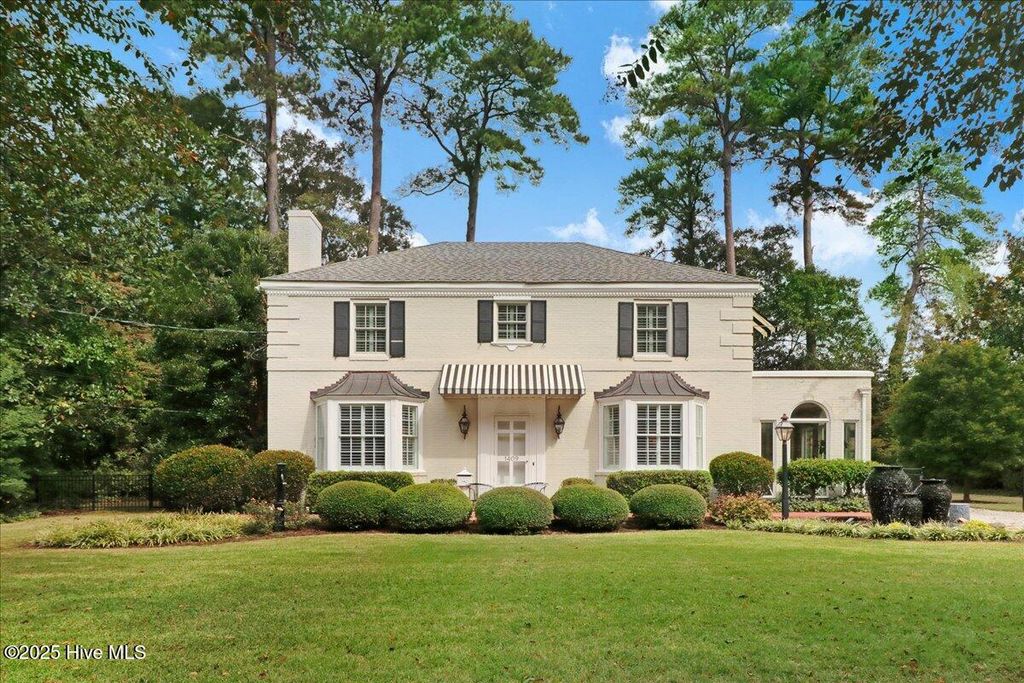 Photo of 1409 E Mulberry Street, Goldsboro, NC 27530 (MLS # 100535803)
