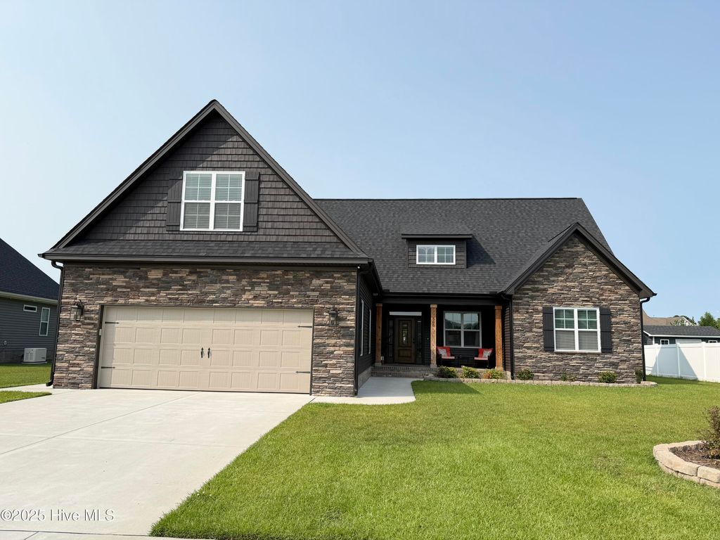 Photo of 508 Southbridge Court, Winterville, NC 28590 (MLS # 100511961)
