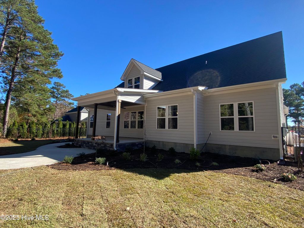 Photo of 698 White Oak Crossing, Swansboro, NC 28584 (MLS # 100516022)