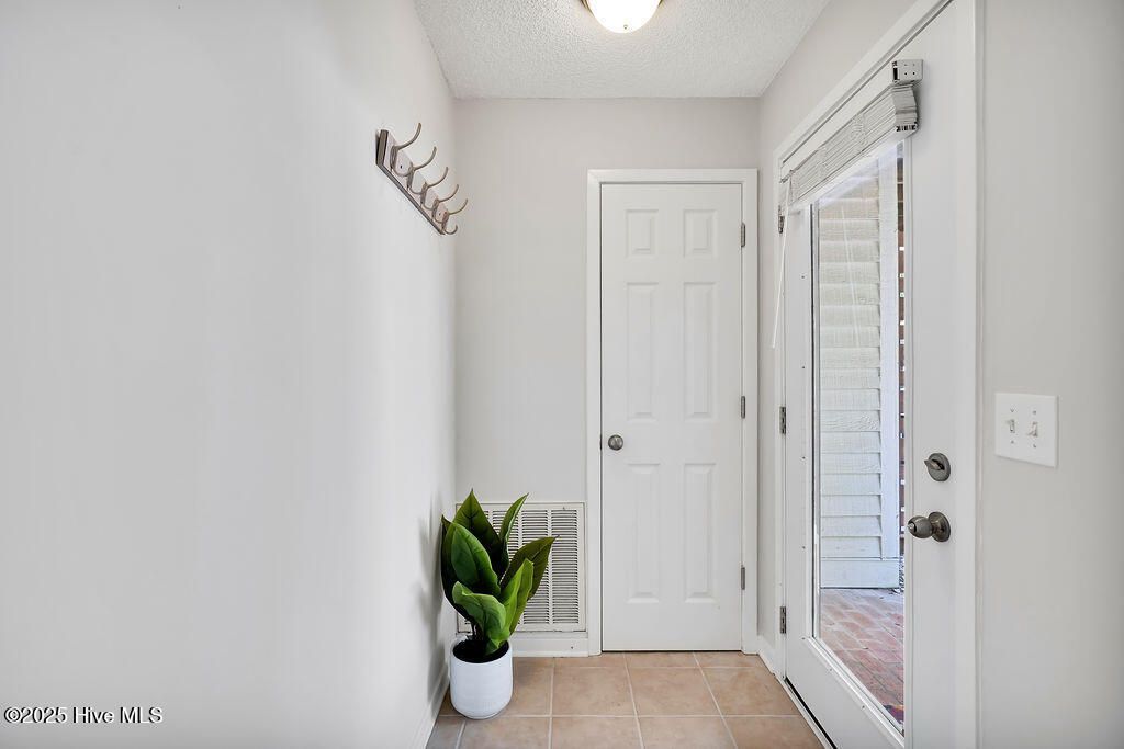 Photo of 1507 Military Cutoff Road #Apt 110, Wilmington, NC 28403 (MLS # 100540230)