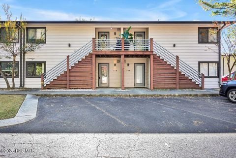 Photo of 1507 Military Cutoff Road #Apt 110, Wilmington, NC 28403 (MLS # 100540230)