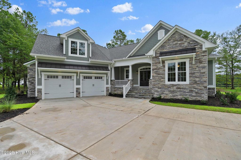 Photo of 557 Hearthside Drive SE, Bolivia, NC 28422 (MLS # 100522748)