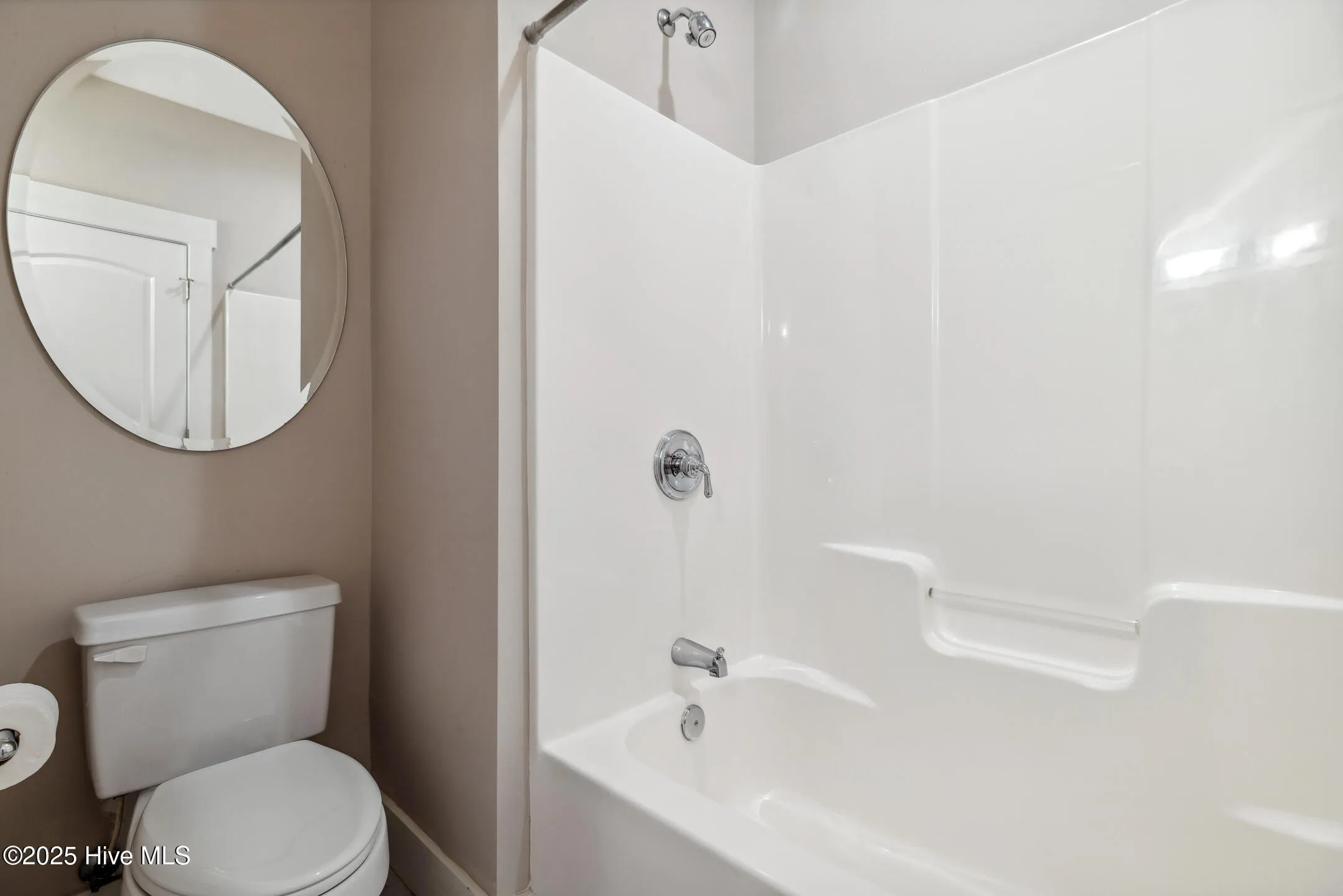 Leland, North Carolina 28451, United States, 4 Bedrooms Bedrooms, ,3 BathroomsBathrooms,Residential,Active,98336