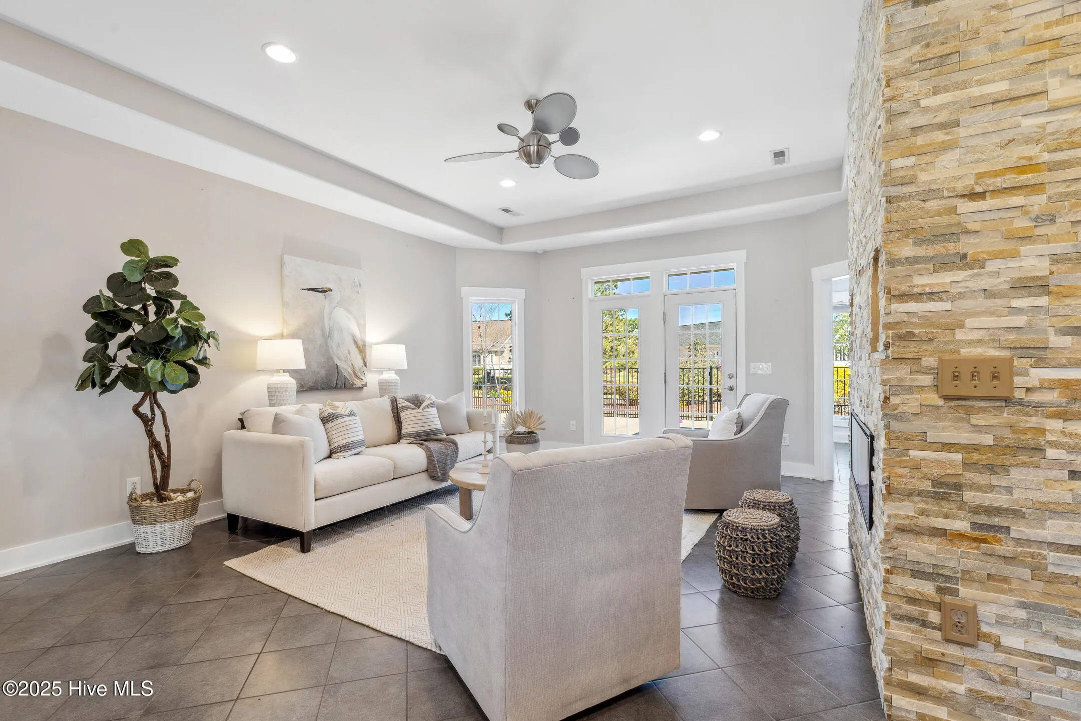 Leland, North Carolina 28451, United States, 4 Bedrooms Bedrooms, ,3 BathroomsBathrooms,Residential,Active,98336