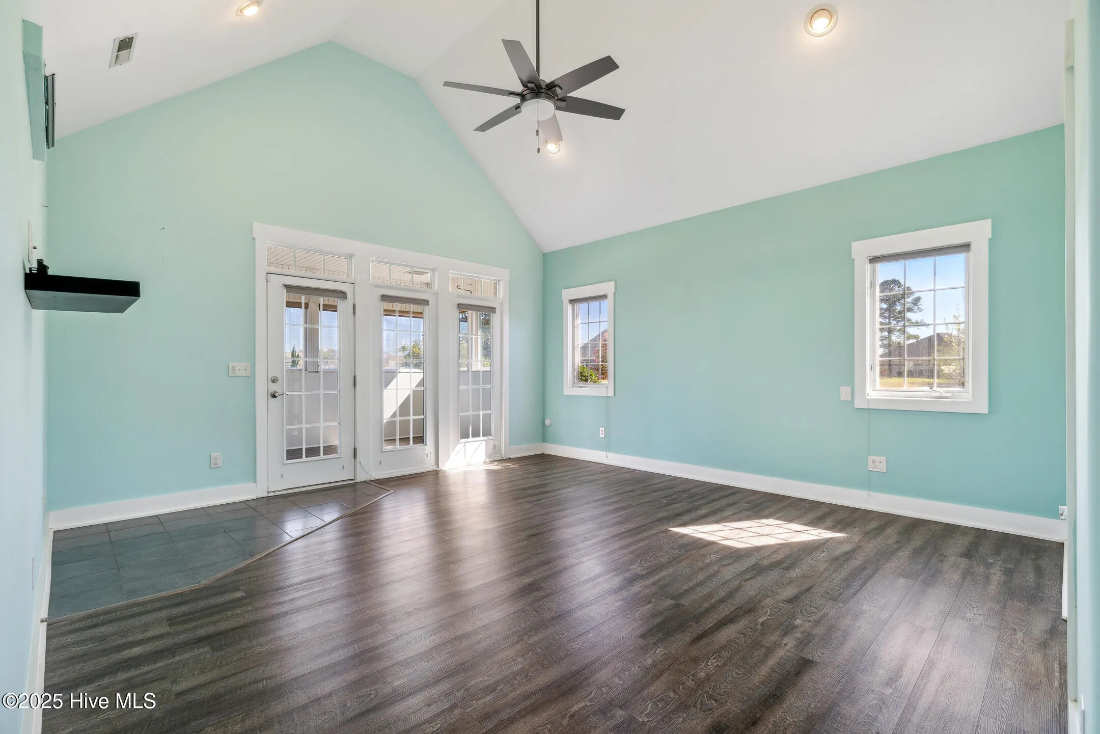 Leland, North Carolina 28451, United States, 4 Bedrooms Bedrooms, ,3 BathroomsBathrooms,Residential,Active,98336