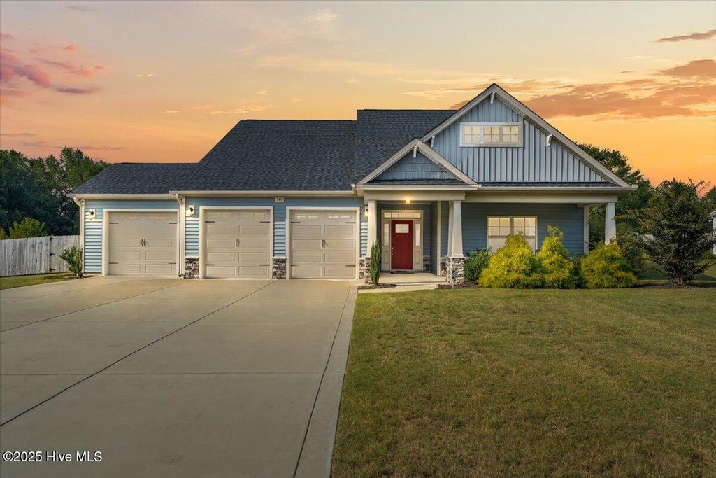 Photo of 346 Pine Laurel Drive, Carthage, NC 28327 (MLS # 100531070)