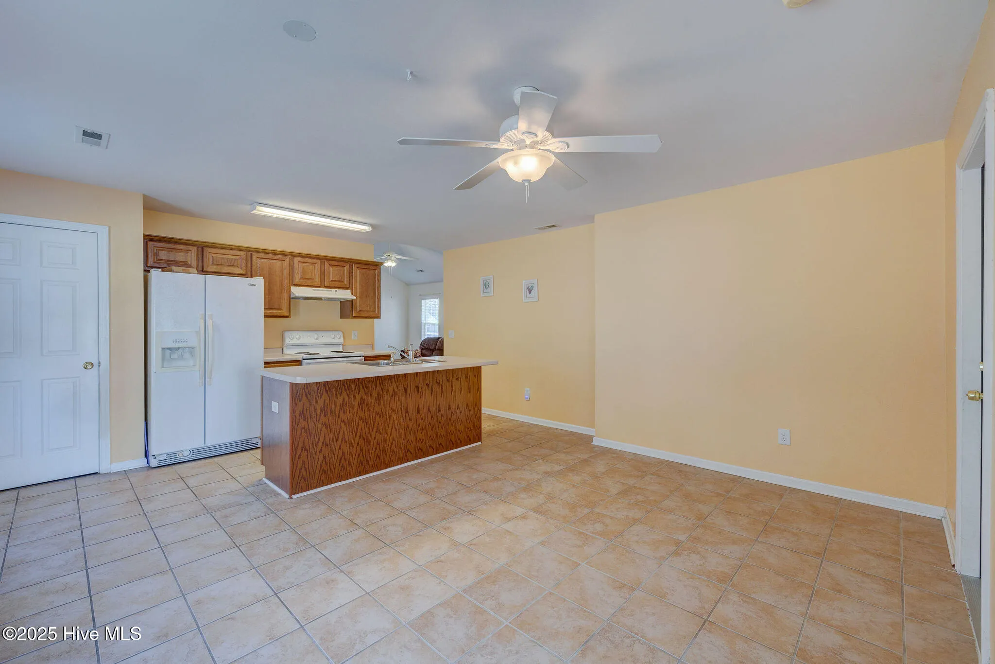 Burgaw, North Carolina 28425, United States, 3 Bedrooms Bedrooms, ,2 BathroomsBathrooms,Residential,Pending,11849