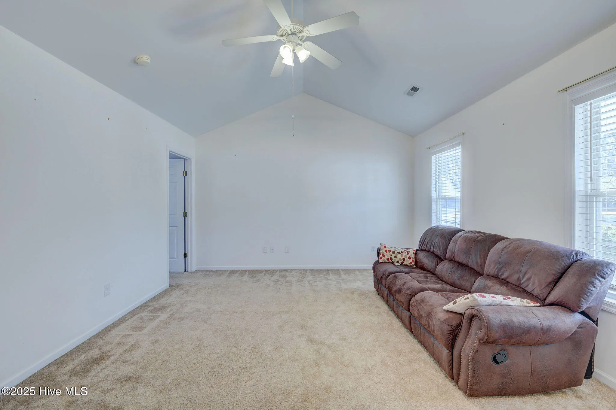 Burgaw, North Carolina 28425, United States, 3 Bedrooms Bedrooms, ,2 BathroomsBathrooms,Residential,Pending,11849