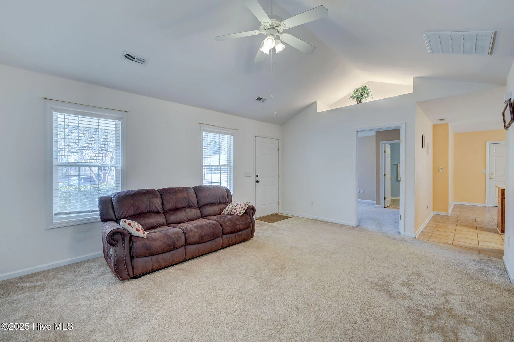 Burgaw, North Carolina 28425, United States, 3 Bedrooms Bedrooms, ,2 BathroomsBathrooms,Residential,Pending,11849