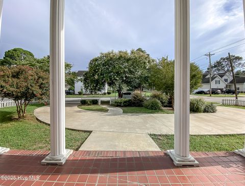 A home in Elizabeth City