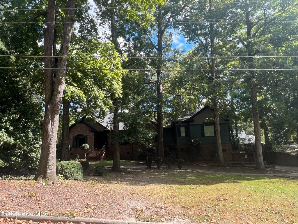 Photo of 403 Kincaid Avenue NW, Wilson, NC 27893 (MLS # 100531384)