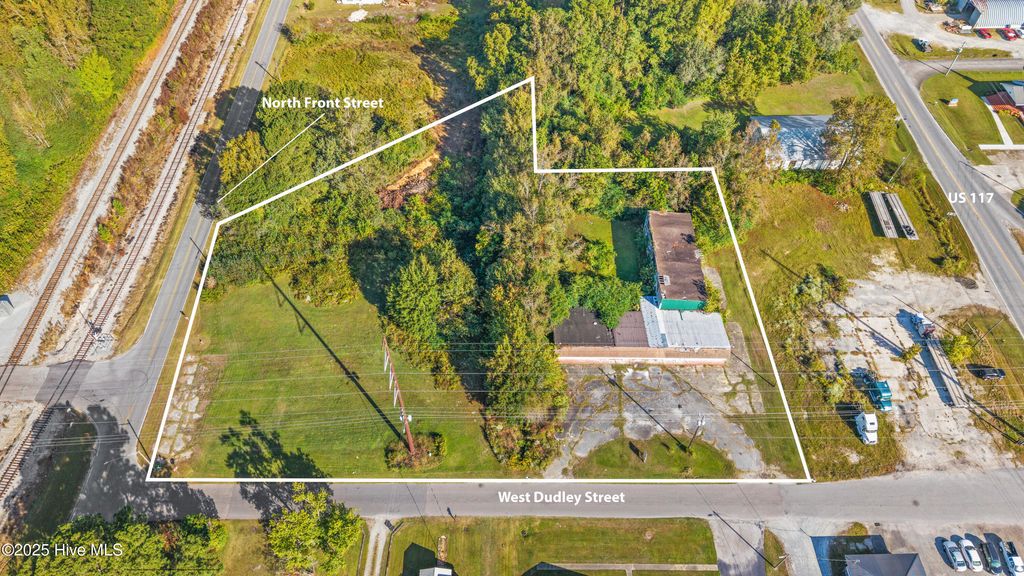 Photo of 116 W Dudley Street, Warsaw, NC 28398 (MLS # 100535558)