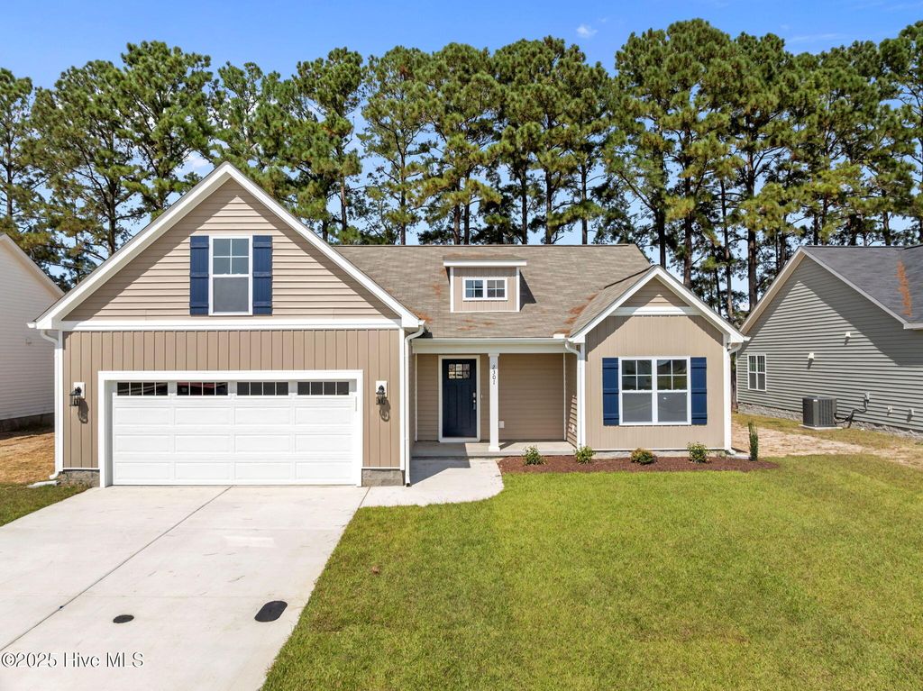 Photo of 2301 Rhinestone Drive, Winterville, NC 28590 (MLS # 100504689)