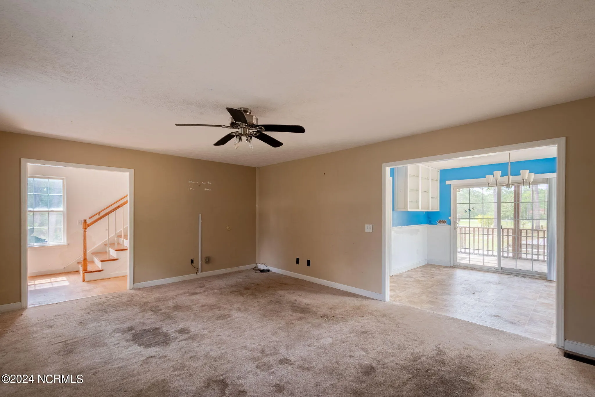 Southport, North Carolina 28461, United States, 3 Bedrooms Bedrooms, ,3 BathroomsBathrooms,Residential,Pending,44025