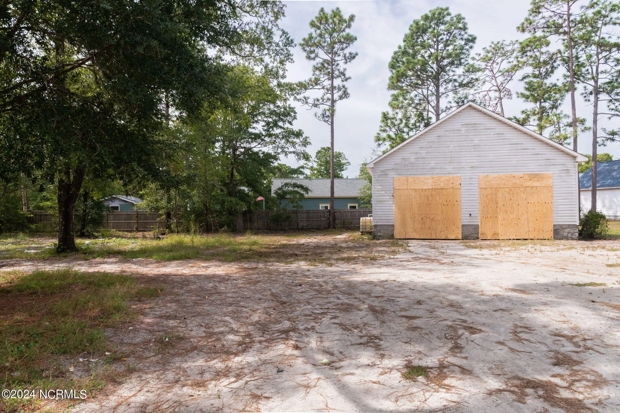 Southport, North Carolina 28461, United States, 3 Bedrooms Bedrooms, ,3 BathroomsBathrooms,Residential,Pending,44025