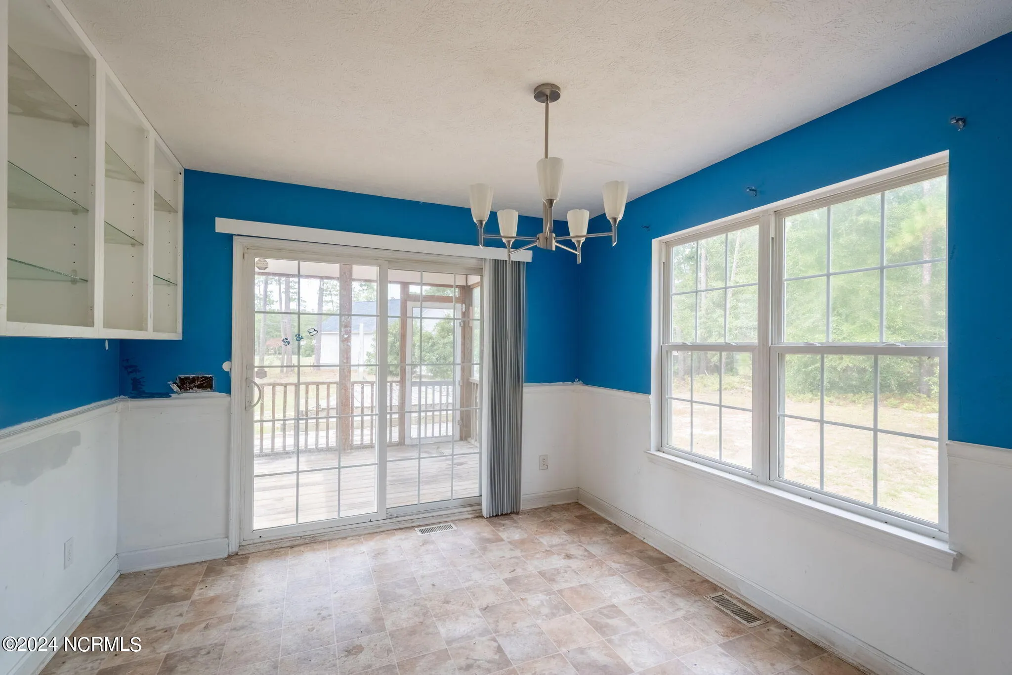 Southport, North Carolina 28461, United States, 3 Bedrooms Bedrooms, ,3 BathroomsBathrooms,Residential,Pending,44025