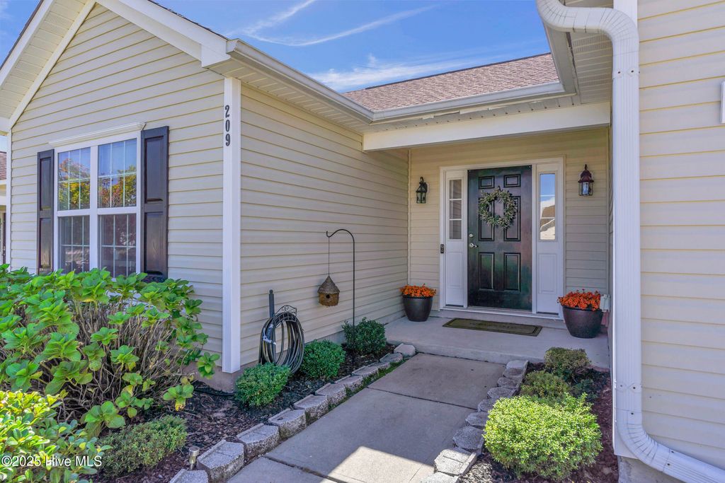 Photo of 209 Belvedere Drive, Holly Ridge, NC 28445 (MLS # 100532526)