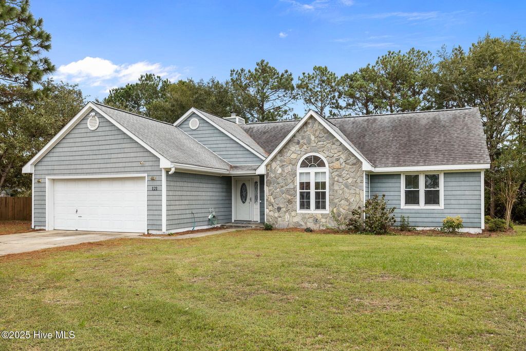 Photo of 121 Guthrie Drive, Newport, NC 28570 (MLS # 100536009)