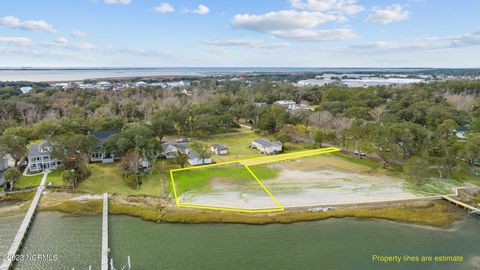 184 Lennoxville Point Road Beaufort NC 28516