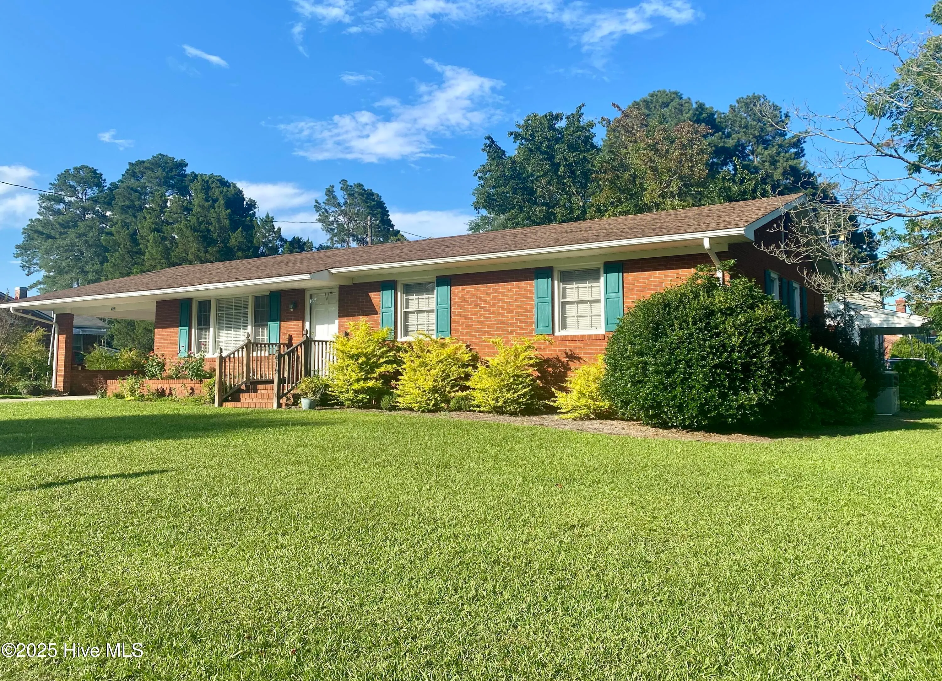 Wallace, North Carolina 28466, United States, 3 Bedrooms Bedrooms, ,3 BathroomsBathrooms,Residential,Active,2400