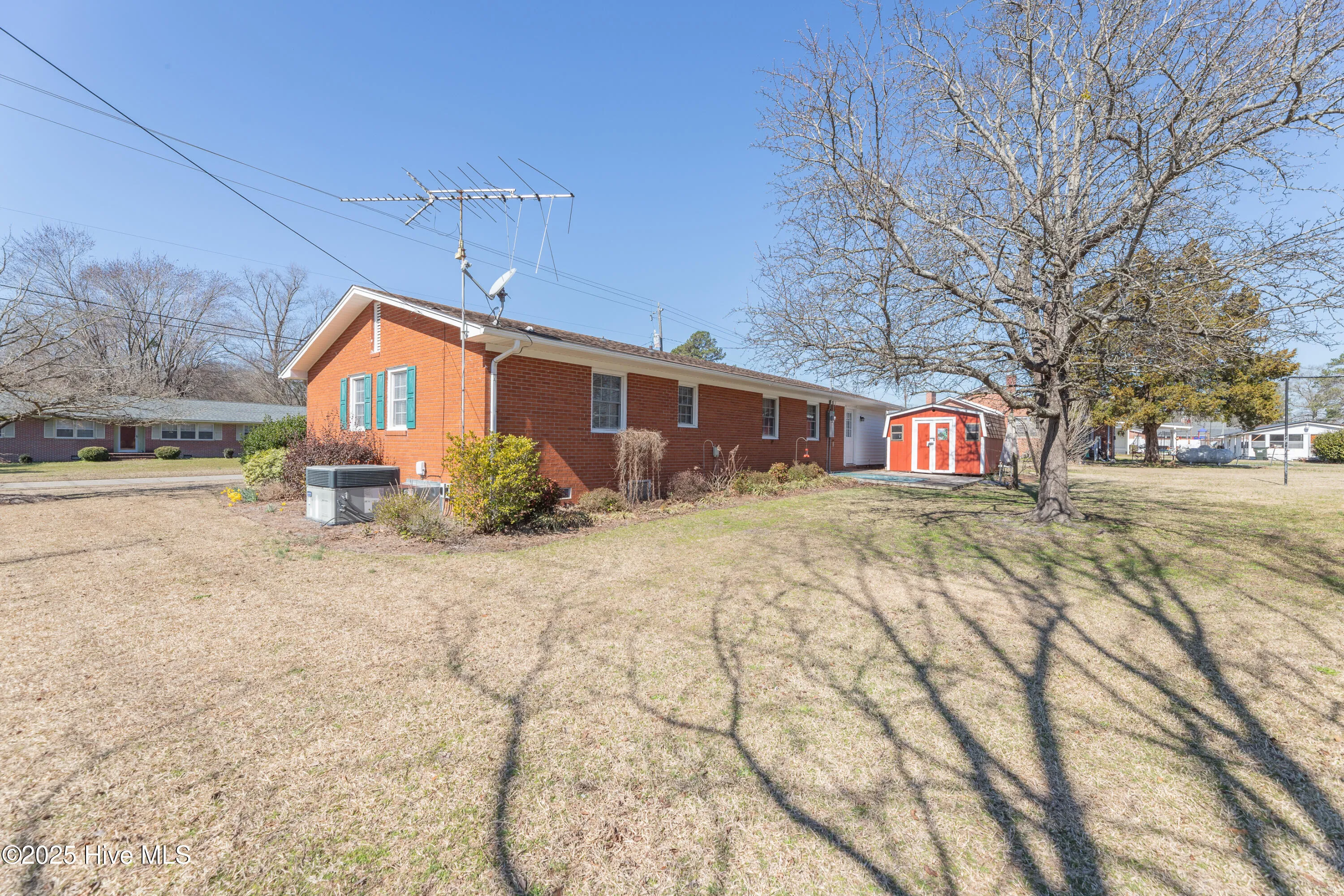 Wallace, North Carolina 28466, United States, 3 Bedrooms Bedrooms, ,3 BathroomsBathrooms,Residential,Active,2400