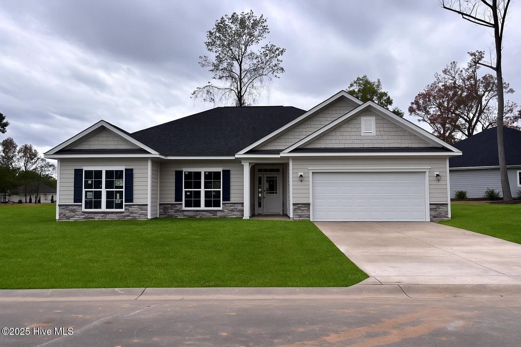 Photo of 120 Cherry Laurel Drive, Wallace, NC 28466 (MLS # 100533681)