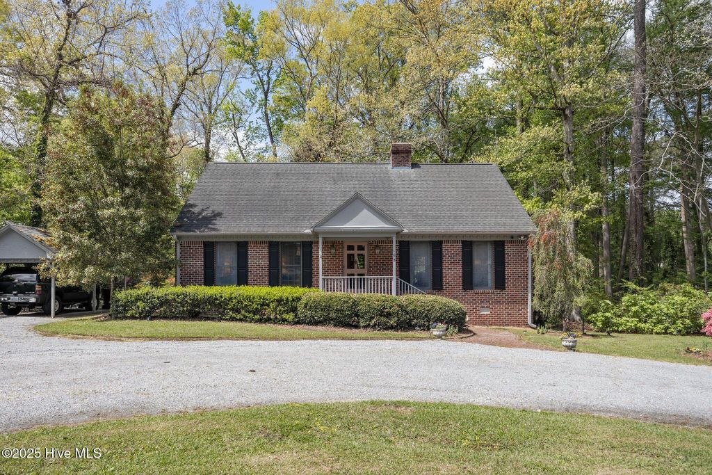 Photo of 103 Camelia Drive, Washington, NC 27889 (MLS # 100511108)