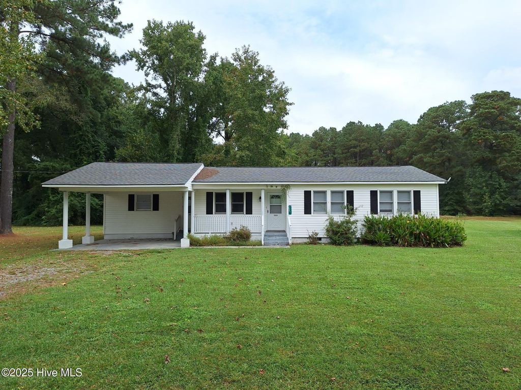 Photo of 1432 S King Street, Windsor, NC 27983 (MLS # 100533751)