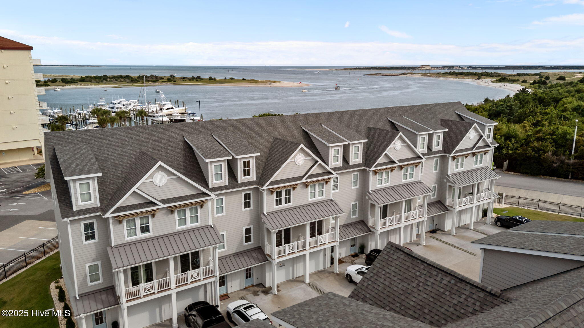 200 Olde Towne Yacht Club Drive 6