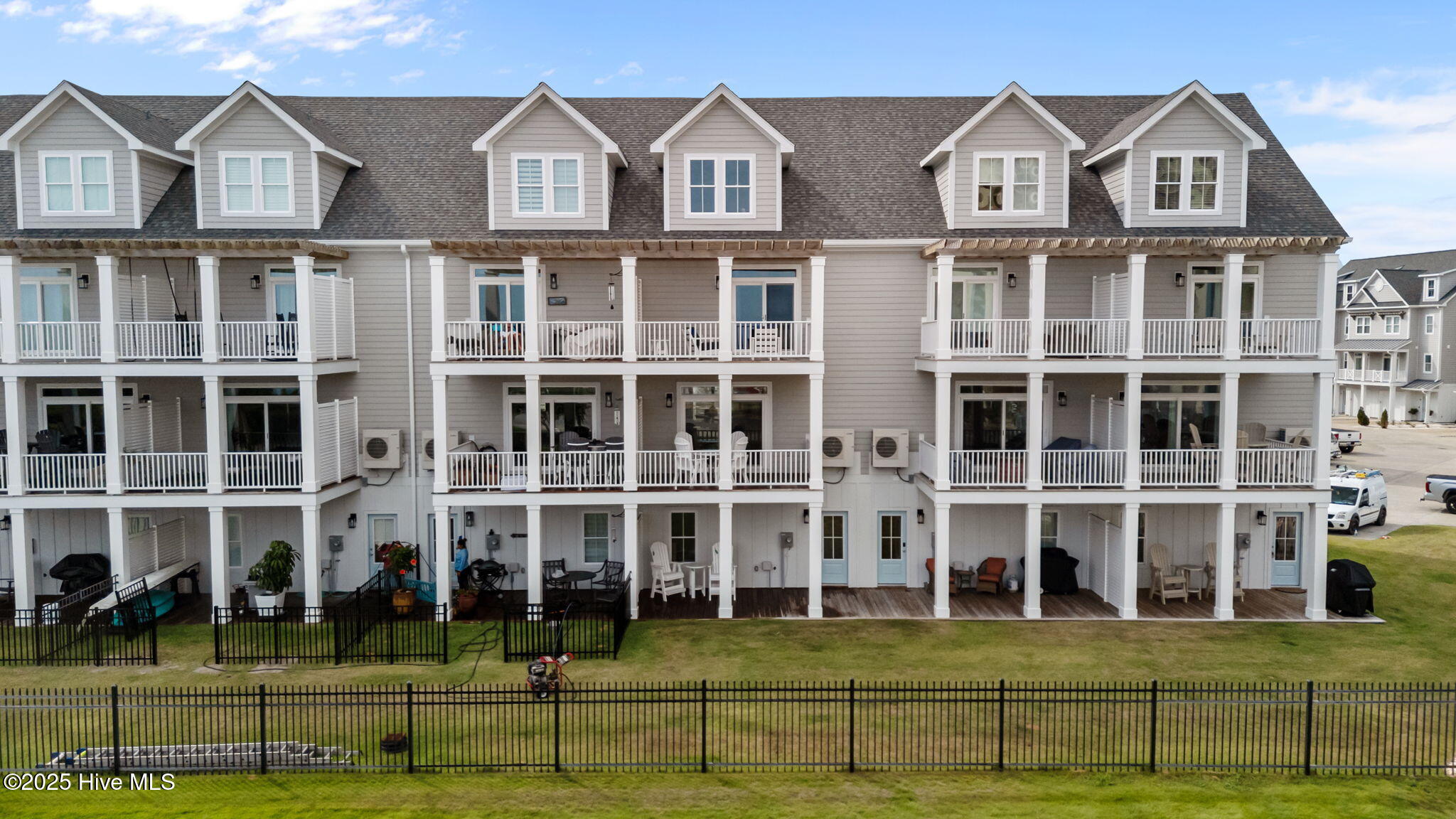 200 Olde Towne Yacht Club Drive 6