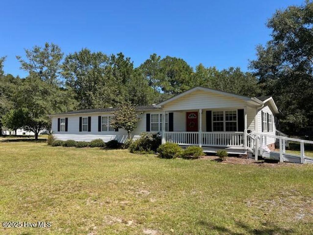 Photo of 1152 Point Caswell Road, Atkinson, NC 28421 (MLS # 100529047)