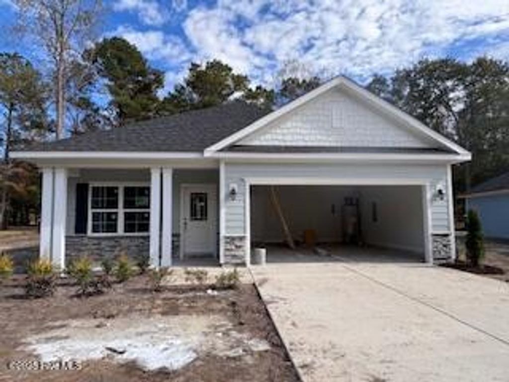 Photo of 107 Boxwood Court, Wallace, NC 28466 (MLS # 100532144)