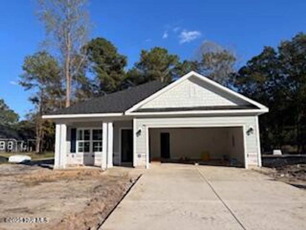 Photo of 107 Boxwood Court, Wallace, NC 28466 (MLS # 100532144)
