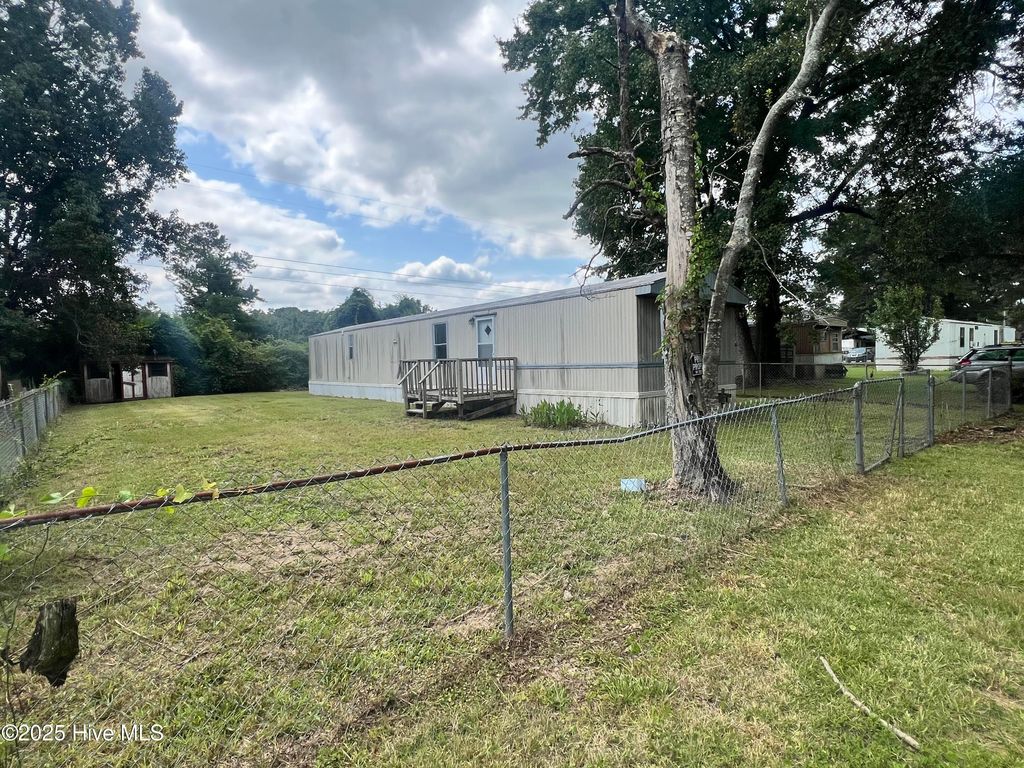 Photo of 204 Beech Street, Jacksonville, NC 28540 (MLS # 100529634)