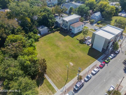 Tiny photo for 812 N 4th Street, Wilmington, NC 28401 (MLS # 100524258)