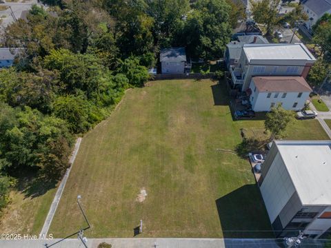 Tiny photo for 812 N 4th Street, Wilmington, NC 28401 (MLS # 100524258)