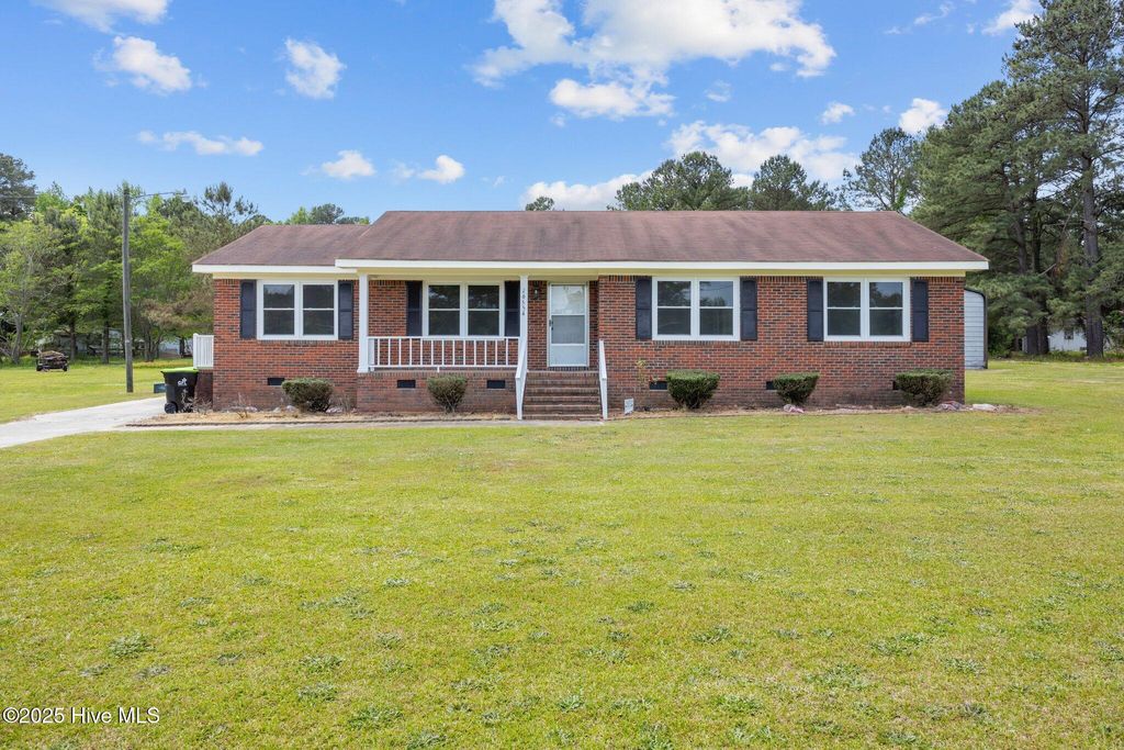 Photo of 16554 Nc 125, Williamston, NC 27892 (MLS # 100535661)