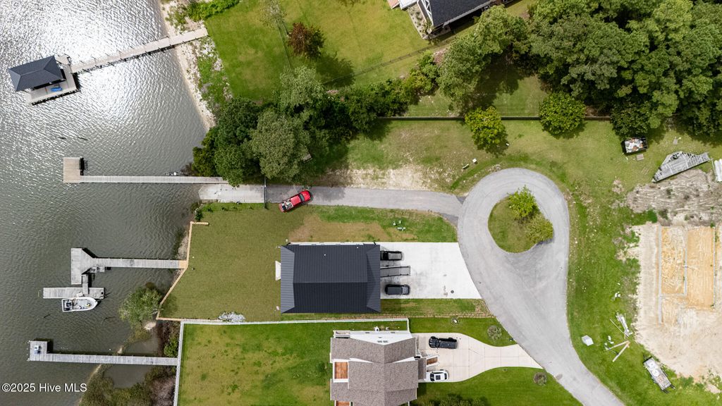 Photo of 120 Secretariat Drive, Sneads Ferry, NC 28460 (MLS # 100525344)