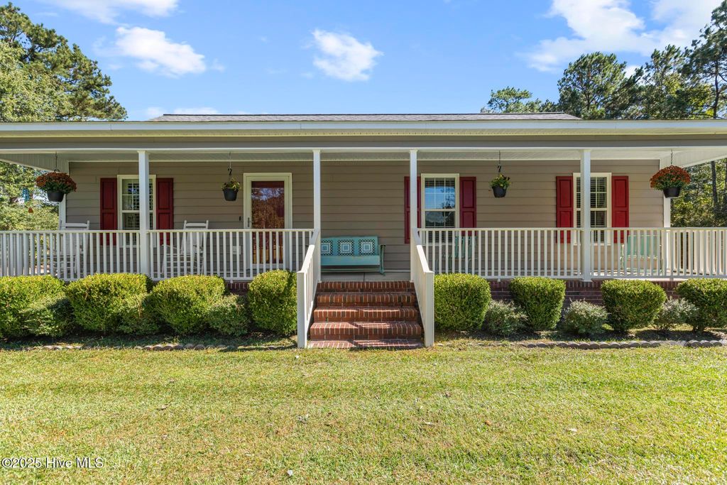 Photo of 453 Padgett Road, Maple Hill, NC 28454 (MLS # 100538086)