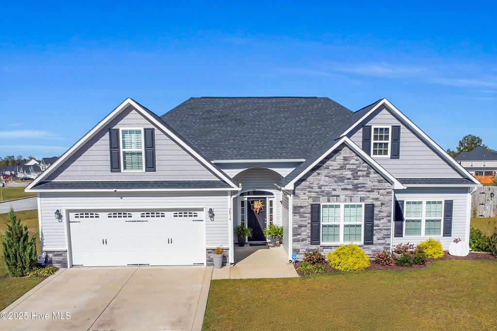 Photo of 2014 Flounder Run, New Bern, NC 28562 (MLS # 100537221)